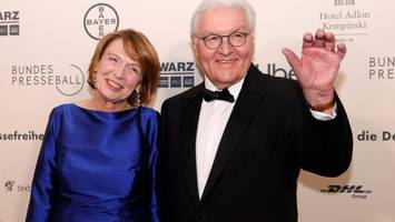 73. Bundespresseball in Berlin – Steinmeier übernimmt den Eröffnungswalzer