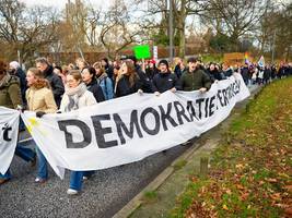 Bundesregierung: Was sind das für Demokratie-Projekte, die jetzt nicht mehr gefördert werden?