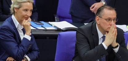 AfD-Umfragewerte steigen: Politbarometer sieht Partei erstmals vor der Union