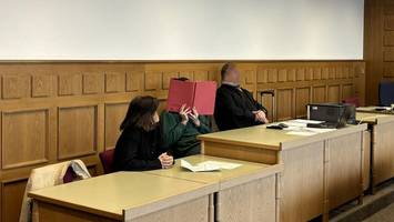 Nach Streit um sein Gehalt: 23-Jähriger sticht auf seinen Chef ein