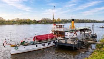 postamt und rum an bord: historischer raddampfer startet in die saison