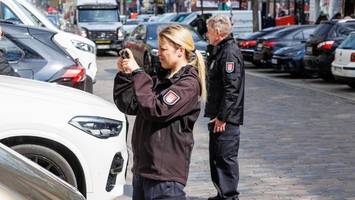 Sie sind Falschparkern auf der Spur – „würde auch meinen Vater aufschreiben“