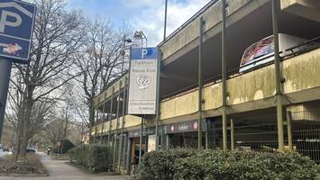 abriss genehmigt: was eigentümer fielmann mit parkhaus in volksdorf vorhat