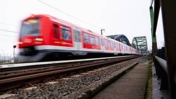 Nur für ein paar Selfies: Immer mehr Personen auf S-Bahn-Gleisen unterwegs