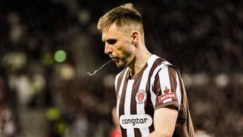 vom var nicht zu sehen: war die aktion von karol mets gar kein elfmeter?