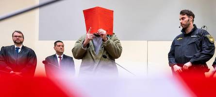 „Jemand muss sein Gehirn manipuliert haben“: Ehemalige Freunde sagen über Münchner Amokfahrer aus