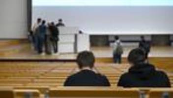 Sparmaßnahmen: Weniger Studienplätze: Wie Berlins Hochschulen sparen