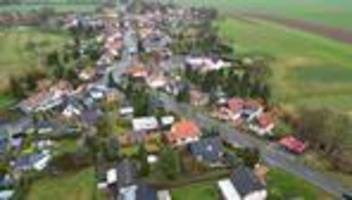 Start für Bauprojekt: Ein Dorf, drei Bundesstraßen: Spatenstich für Ortsumgehung