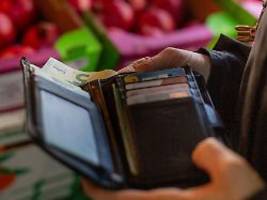 Nur Rossmann prescht vor: Konzerne warten bei Entlastungsprämie ab