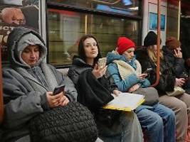 verluste und unbequemlichkeiten: internetsperren bringen putin in bedrängnis