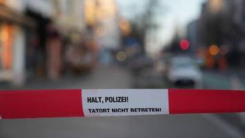 schüsse vor einfamilienhaus in rudow – polizei findet patronenhülsen