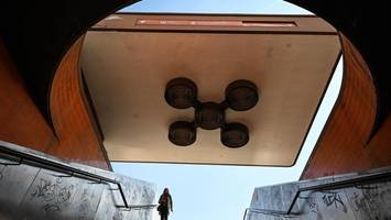 fußgängertunnel am icc: neue idee für „tunnel des grauens“ an der messe