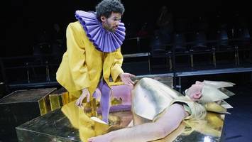 Thalia Theater in der Box: „Der König stirbt“? Will er aber gar nicht