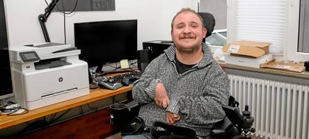 „der bub muss in eine normale schule“: mit 27 steht er trotz vieler hindernisse kurz vor dem abitur