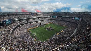 fußballfans müssen für zugticket zum wm-stadion in new jersey 150 dollar zahlen