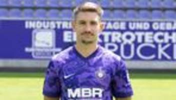 3. Fußball-Liga: Aue vertagt Regionalliga-Abstieg nach Remis gegen VfB II