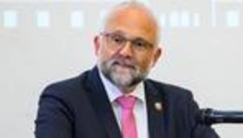 Landratswahl: Stichwahl im Barnim: SPD gegen AfD im Rennen ums Landratsamt