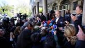 Parlamentswahl in Bulgarien: Wahlallianz von Rumen Radew liegt bei Wahl in Bulgarien vorne