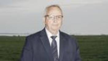 Till Backhaus: Er kommuniziere mit dem Wal, sagt er. Er höre seine Signale