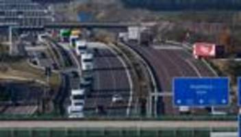 Verkehr: Freie Fahrt auf A14 bei Halle - Brückenabriss erfolgreich