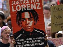Mehrere Schüsse von hinten: Starb Lorenz A. durch ein Versehen oder Polizeigewalt?