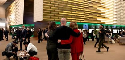 Watches & Wonders: Und dann steht auf einmal der Rolex-Chef neben mir und lässt sich Uhren erklären