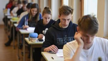 Schriftliches Abitur startet: Das sind die beliebtesten Prüfungsfächer