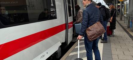 zu spät, aber glücklich: unser autor liebt das bahnfahren – trotz aller probleme