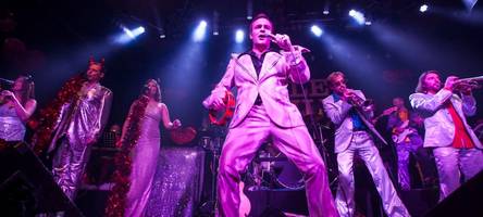 Sexy, lustig, unverwüstbar: Wie aus einem Gag eine gefeierte Augsburger Kultband wurde