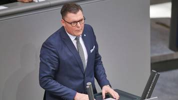 erster abgeordneter will erhöhung der diäten stoppen