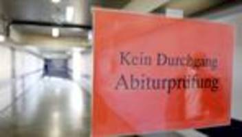 Schule: Schriftliche Abiturprüfungen an 19 G8-Gymnasien