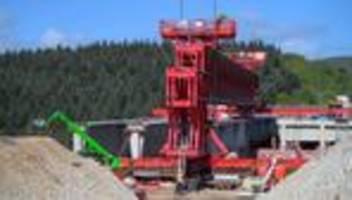 verkehr: abriss zweier großtalbrücken der a61 läuft – ohne sprengung