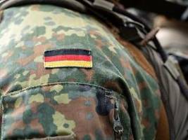2000 Besuche in 3 Monaten: Bundeswehr mit neuer Rekrutierungsstrategie an Schulen?