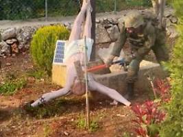 Ein Drittel im Libanon Christen: Soldat hämmert auf Kruzifix ein - Israel entschuldigt sich