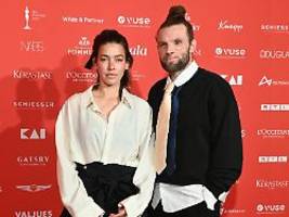 Klinik nach Sing meinen Song: Frida-Gold-Sängerin Alina Süggeler erlitt Hirnblutung