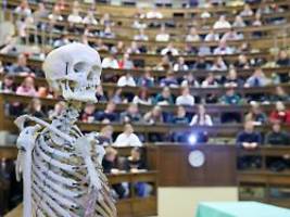 Wer gibt das Geld?: Koalition kann Zeitplan für Bafög-Erhöhung wohl nicht halten