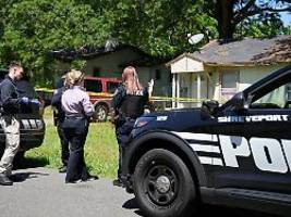 Zwei Frauen kritisch verletzt: Angreifer in Shreveport soll sieben eigene Kinder erschossen haben