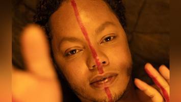 ein sturzflug in die geschichte des rassismus: „macacos“