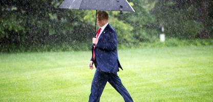 Iran: Berater hielten Donald Trump offenbar von Krisensitzung fern