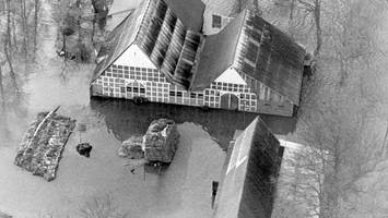 1976 – als eine jahrhundertflut 1000 häuser an der elbe zerstörte