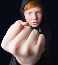 stuhl gegen den lehrer, messer in der schule: gewalt gegen lehrkräfte nimmt zu