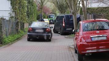 „finde es katastrophal!“: wenn elterntaxis vor schulen zur gefahr werden