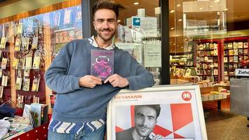 „Trauma: Vater“: Model Felix Nieder liest aus seinem Spiegel-Bestseller