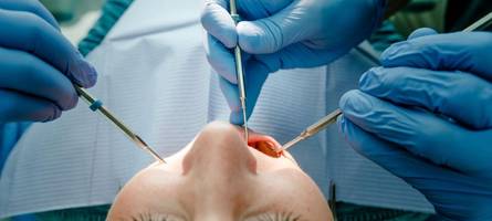 Zahnarzt soll Tod seines Patienten verursacht haben – und kämpft bis heute mit Schuldgefühlen