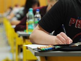 Abitur in Bayern: „Ich denke, jede Generation hat ihr Päckchen zu tragen“