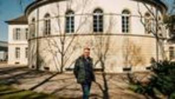 Deutsche in der Schweiz: Hochdeutsch im Rathaus