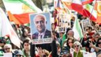 Iran-Krieg: Schah-Sohn Pahlavi in Berlin erwartet – Treffen mit Laschet