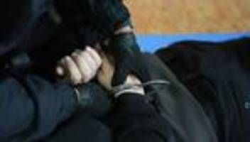 Raub: Tatverdächtige nach brutalem Überfall festgenommen