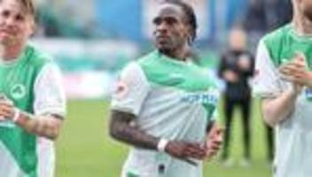 Transfers: Eintracht holt Torjäger Futkeu aus Fürth zurück