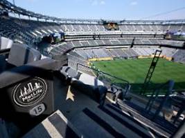 falsche kategorie angezeigt?: irreführende fifa-stadionpläne erzürnen wm-fans